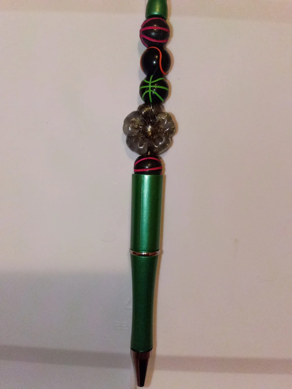 Green Beaded Floral Accent Pen - Unbranded